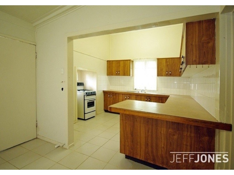 53 Cleveland Street, Greenslopes QLD 4120