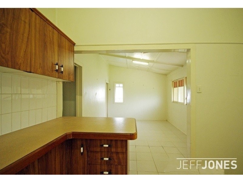 53 Cleveland Street, Greenslopes QLD 4120