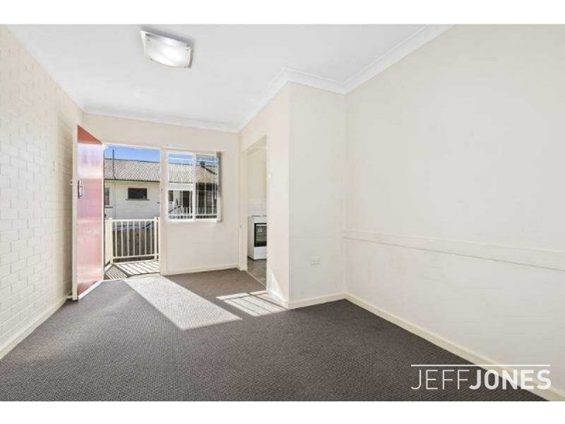 4/8 Boongall Road, Camp Hill QLD 4152