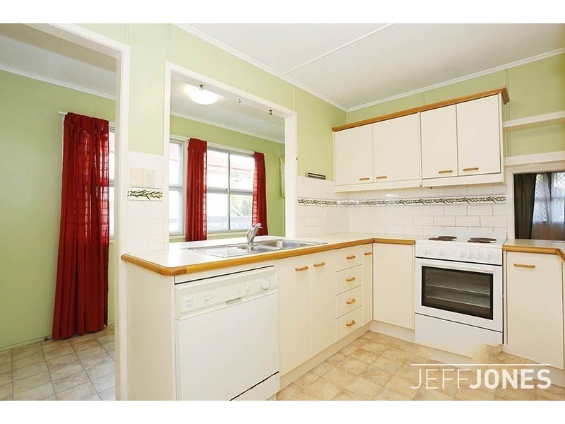 26 Breslin Street, Carina QLD 4152