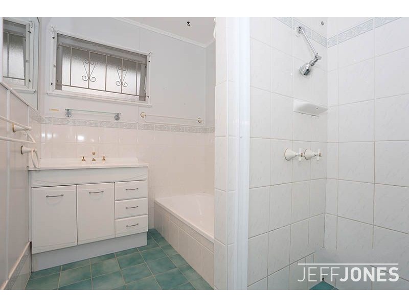 26 Breslin Street, Carina QLD 4152