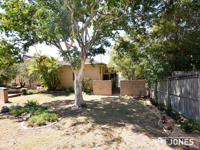 2/20 Mclay Street, Coorparoo QLD 4151