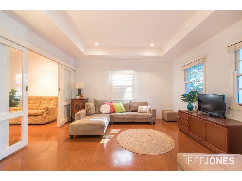 11 Keera Street, Coorparoo QLD 4151