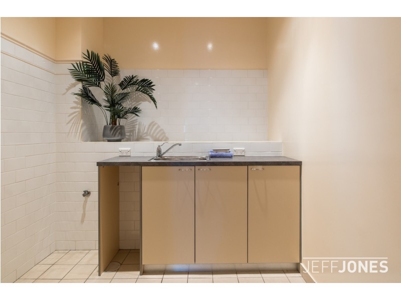 11 Keera Street, Coorparoo QLD 4151