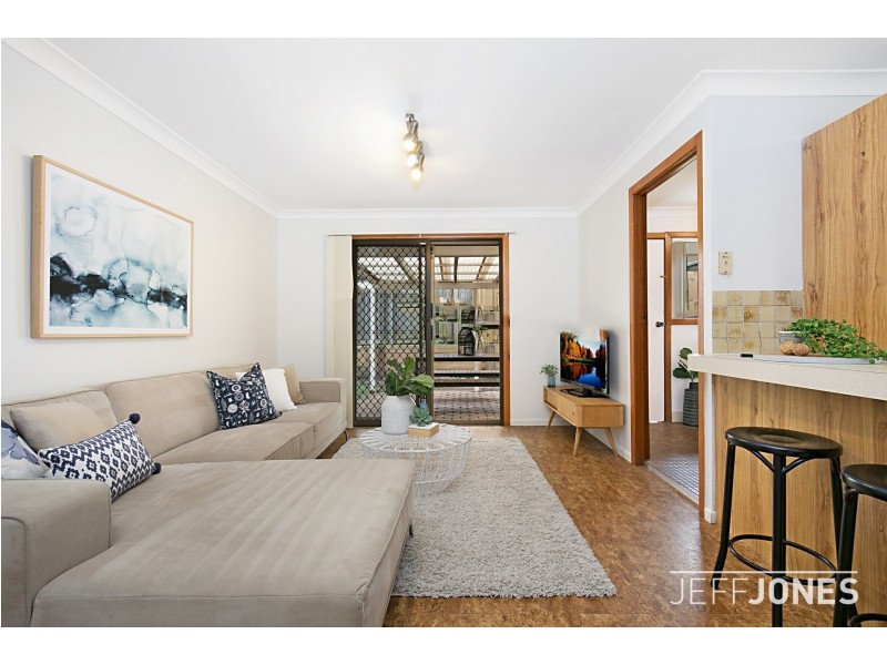 33 Briarwood Street, Carindale QLD 4152