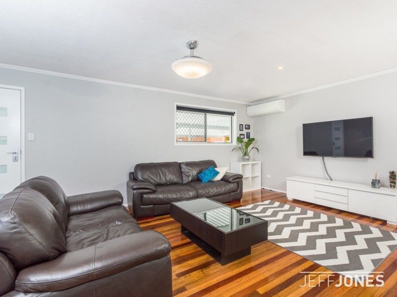 8 Pyrope Street, Camp Hill QLD 4152