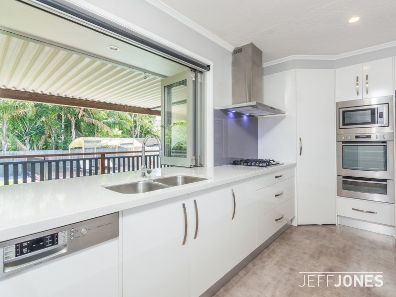 8 Pyrope Street, Camp Hill QLD 4152