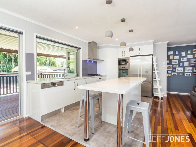 8 Pyrope Street, Camp Hill QLD 4152