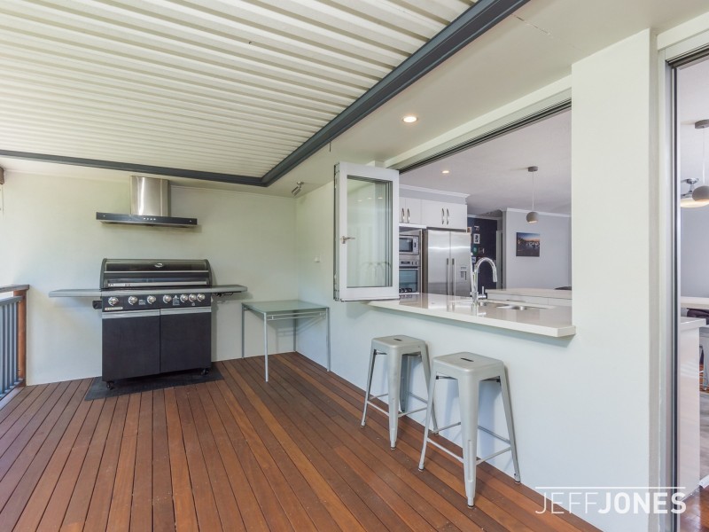 8 Pyrope Street, Camp Hill QLD 4152