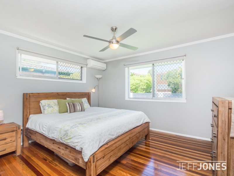 8 Pyrope Street, Camp Hill QLD 4152