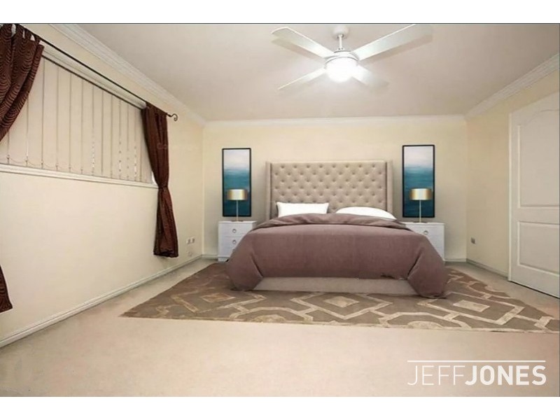 4 Arncliffe Close, Carindale QLD 4152