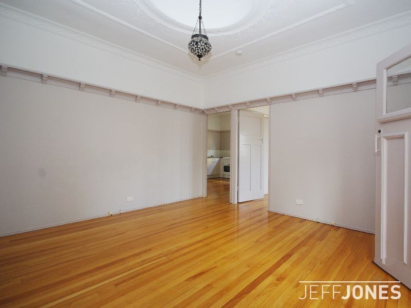 148 Juliette Street, Greenslopes QLD 4120