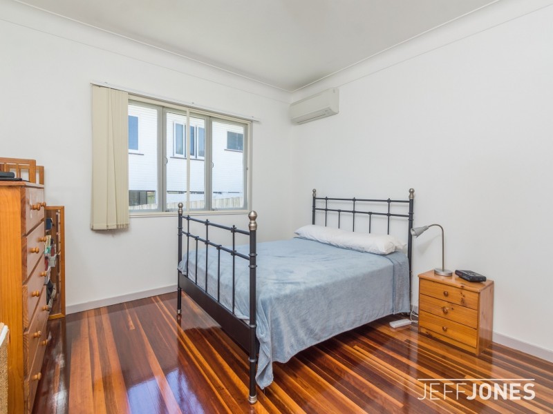 2/8 Boongall Road, Camp Hill QLD 4152