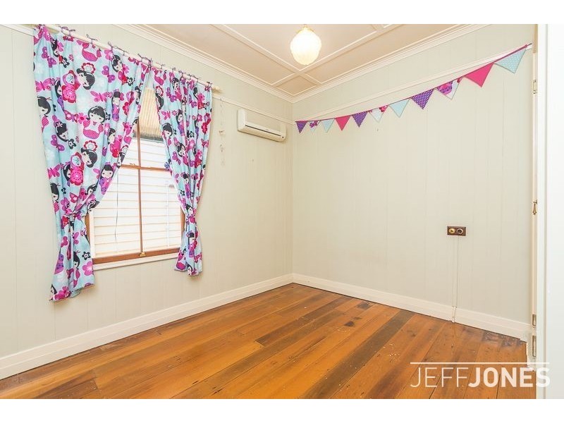 39 Gordon Street, Greenslopes QLD 4120