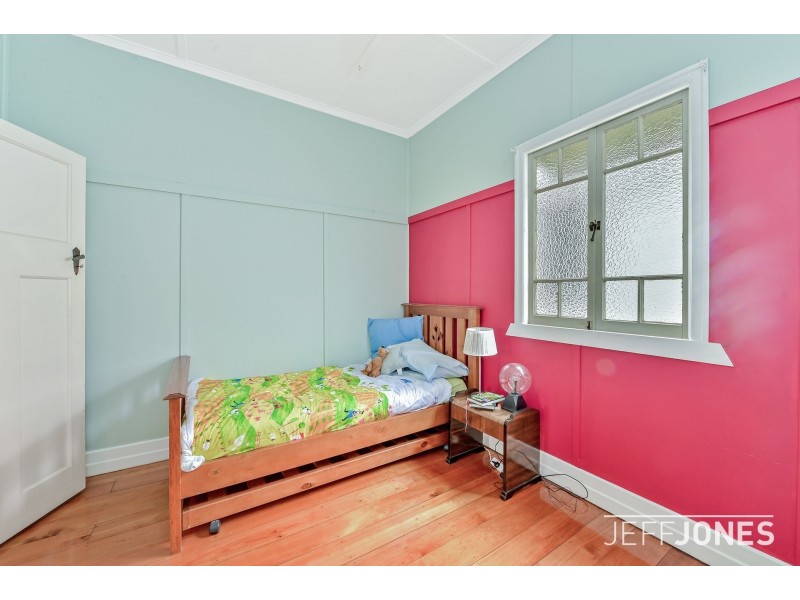 36 Earl Street, Greenslopes QLD 4120