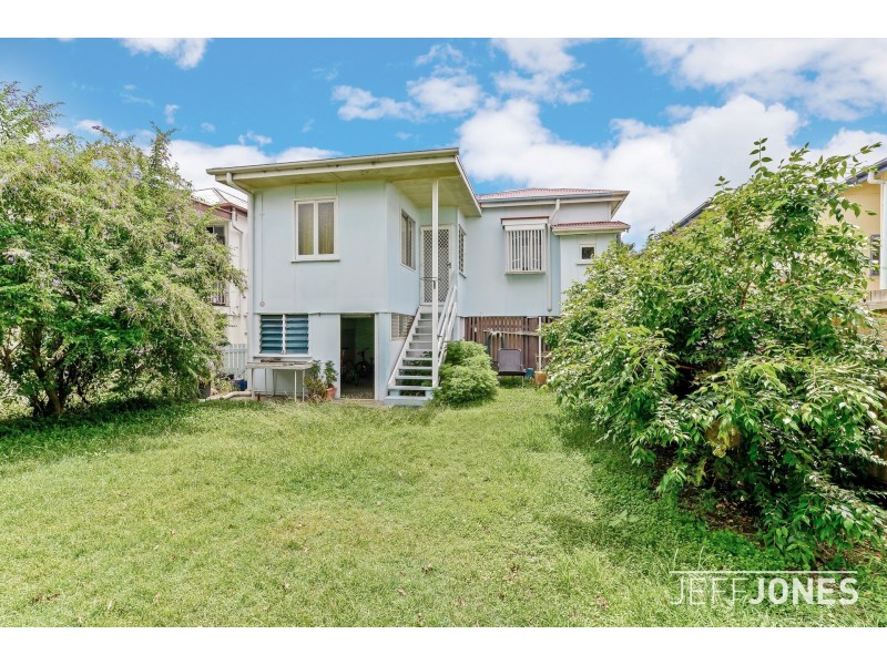 36 Earl Street, Greenslopes QLD 4120