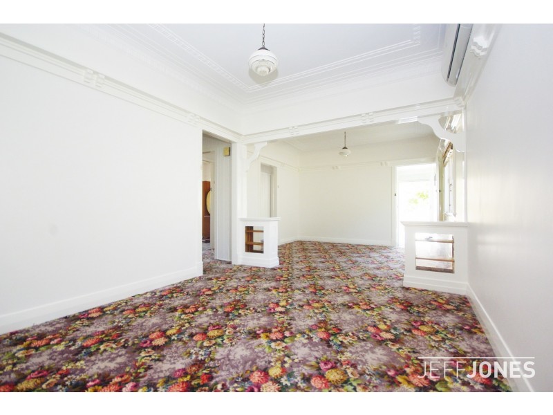 71 Henry Street, Greenslopes QLD 4120