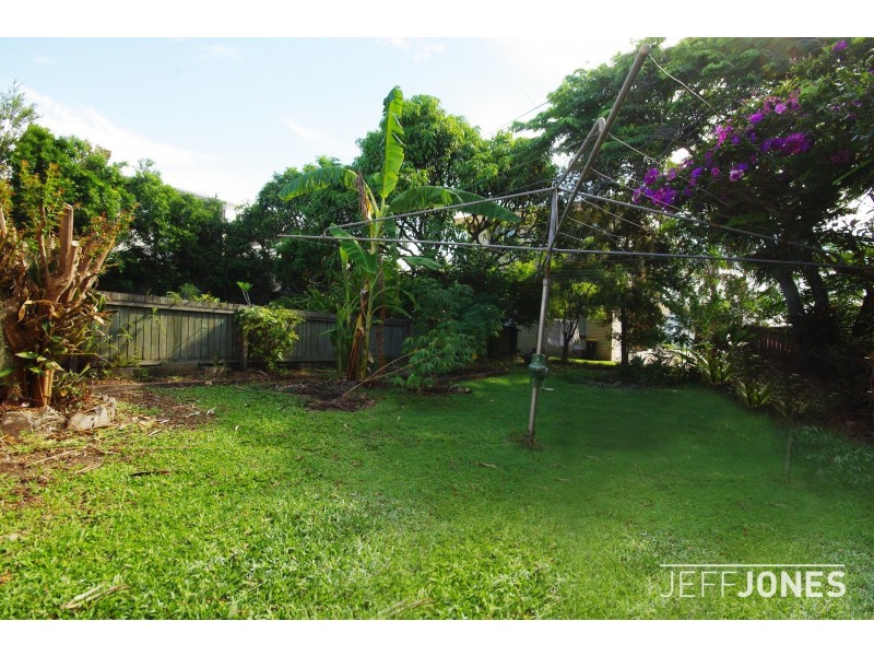 71 Henry Street, Greenslopes QLD 4120