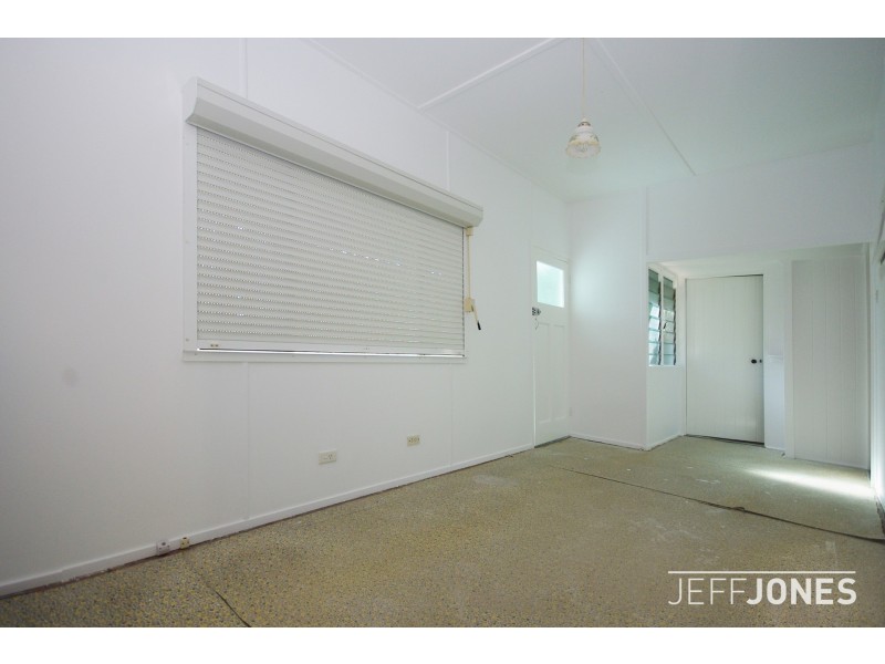 71 Henry Street, Greenslopes QLD 4120