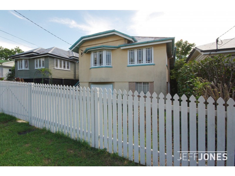 71 Henry Street, Greenslopes QLD 4120