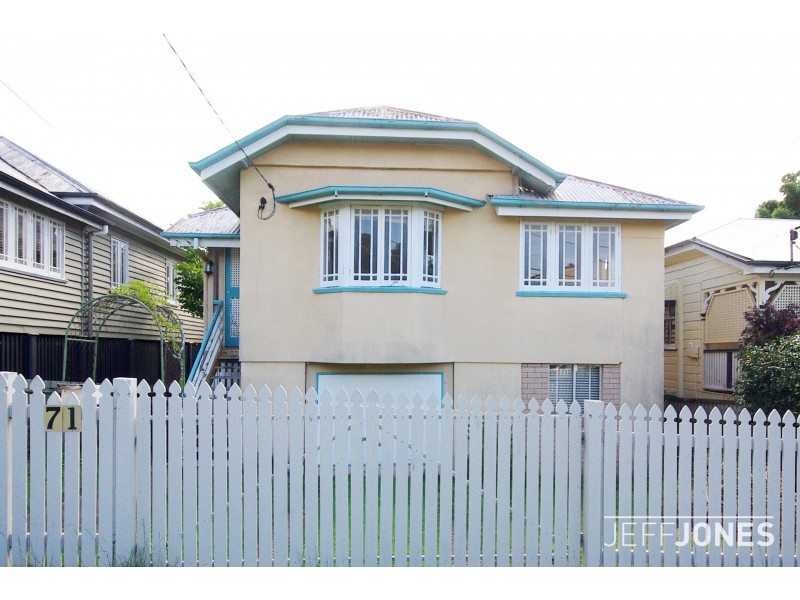71 Henry Street, Greenslopes QLD 4120