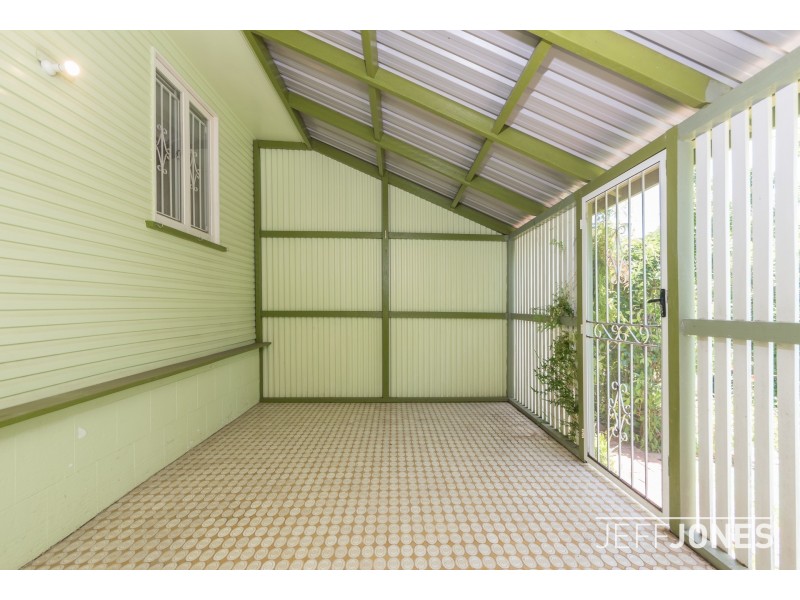 102 Salonica Road, Carina Heights QLD 4152