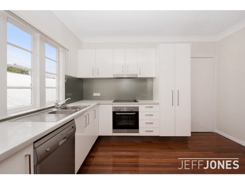 70 Stanley Road, Camp Hill QLD 4152