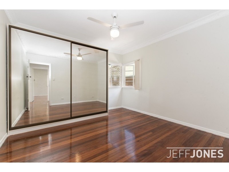 70 Stanley Road, Camp Hill QLD 4152