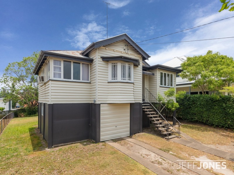 27 Pelham Street, Coorparoo QLD 4151