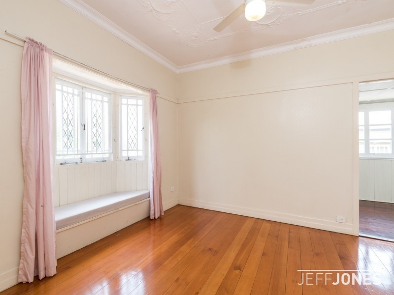 27 Pelham Street, Coorparoo QLD 4151