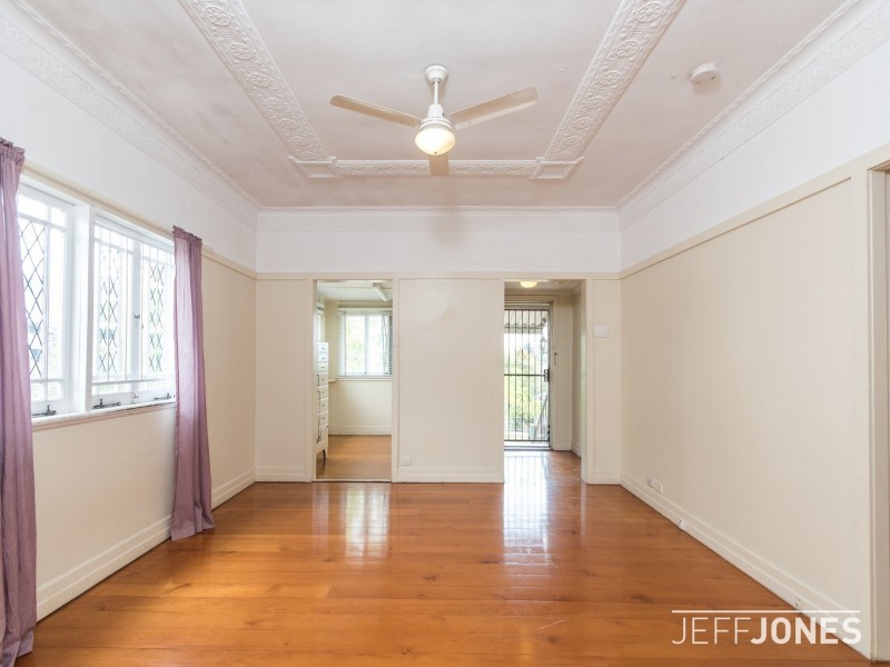 27 Pelham Street, Coorparoo QLD 4151