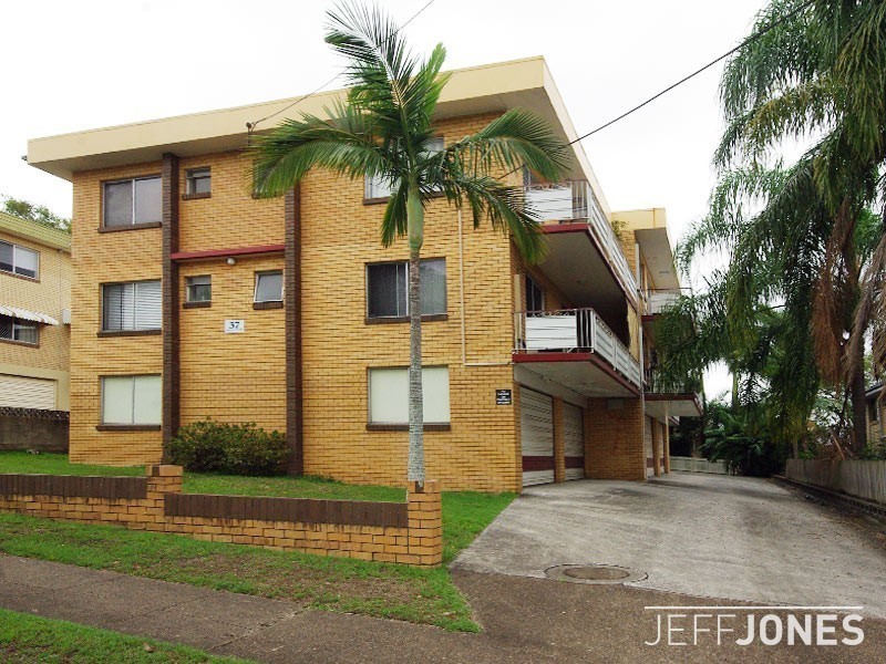 3/37 Thomas Street, Greenslopes QLD 4120