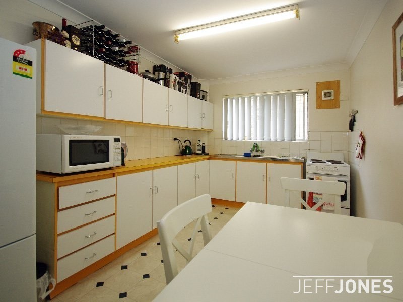 3/37 Thomas Street, Greenslopes QLD 4120