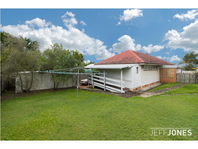 16 Orwell Street, Camp Hill QLD 4152