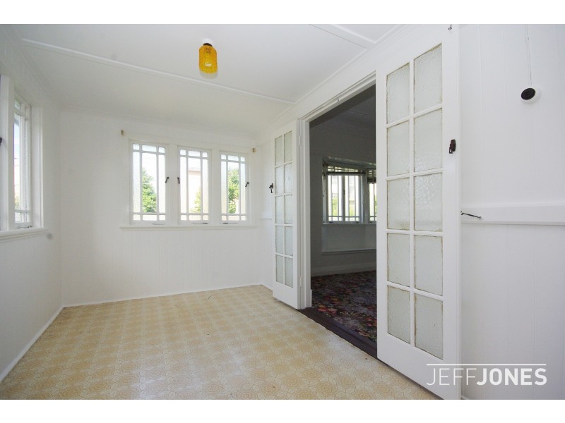 71 Henry Street, Greenslopes QLD 4120