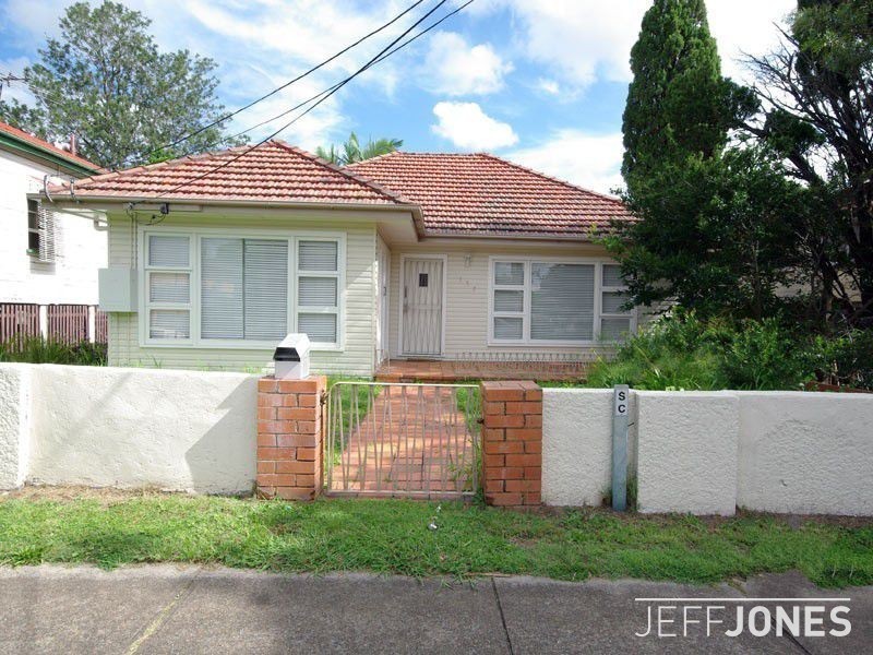 157 Juliette Street, Greenslopes QLD 4120