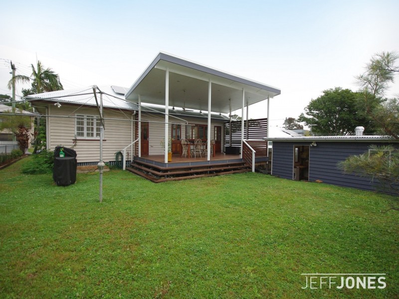 43 Stimpson Street, Fairfield QLD 4103