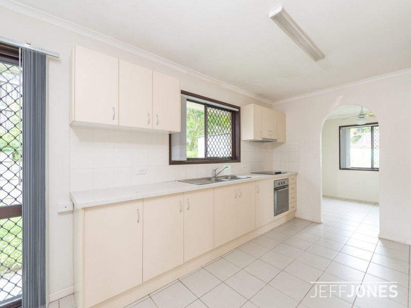 291 Winstanley Street, Carindale QLD 4152