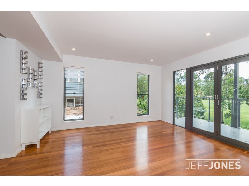 158 Fairfield Road, Fairfield QLD 4103
