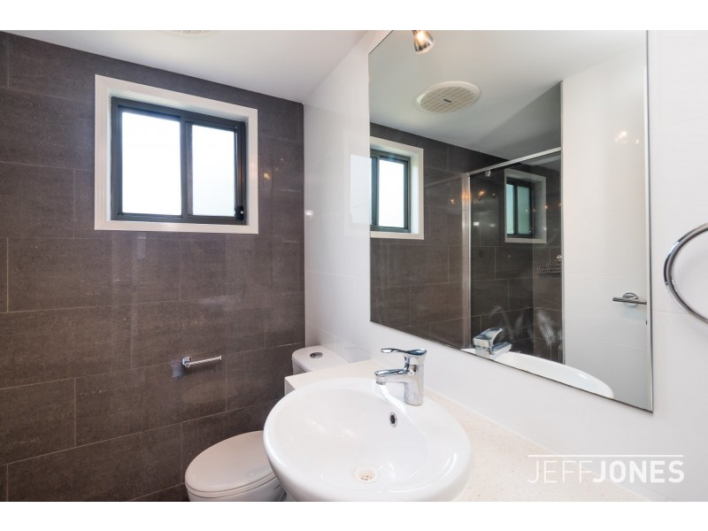 158 Fairfield Road, Fairfield QLD 4103