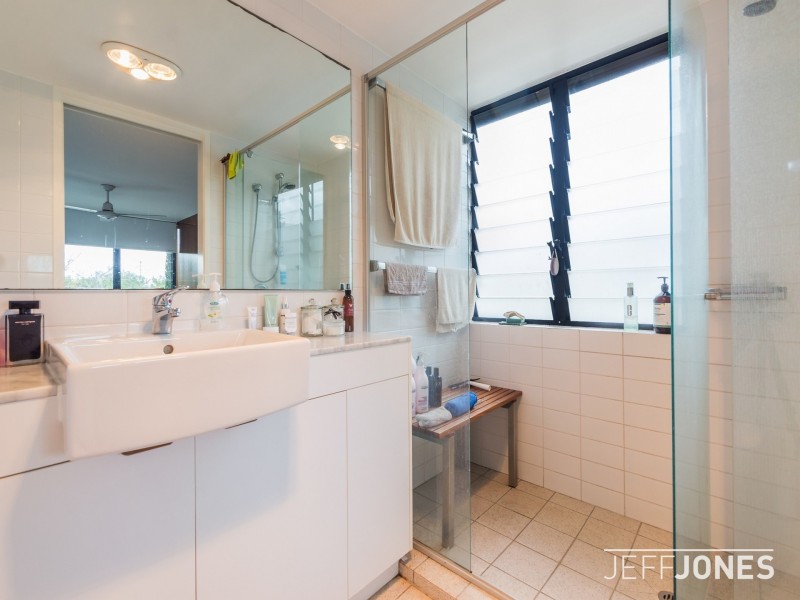 2/27 Prince Street, Annerley QLD 4103