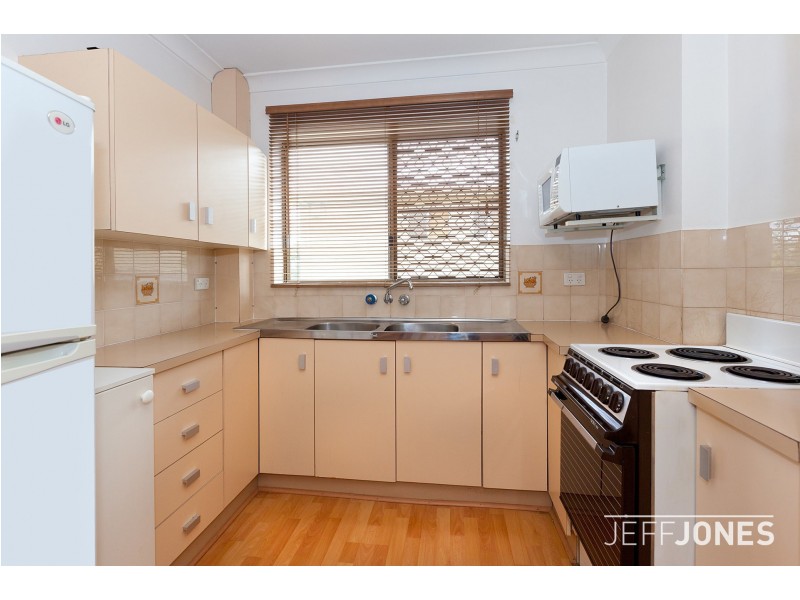 1/46 Nicklin Street, Coorparoo QLD 4151