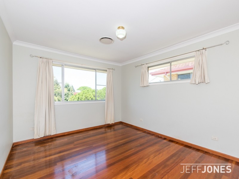 9 Joplin Street, Robertson QLD 4109