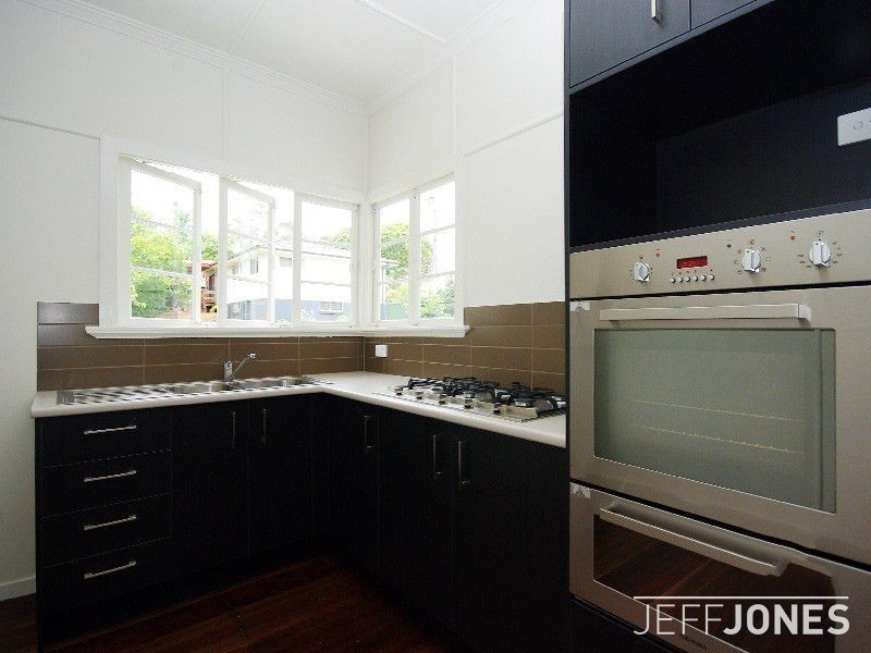 26 Frederick Street, Annerley QLD 4103