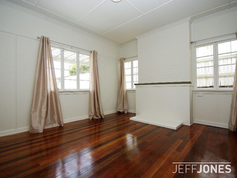 26 Frederick Street, Annerley QLD 4103