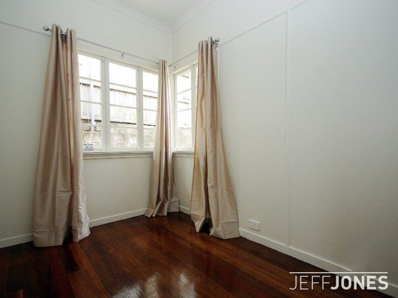 26 Frederick Street, Annerley QLD 4103