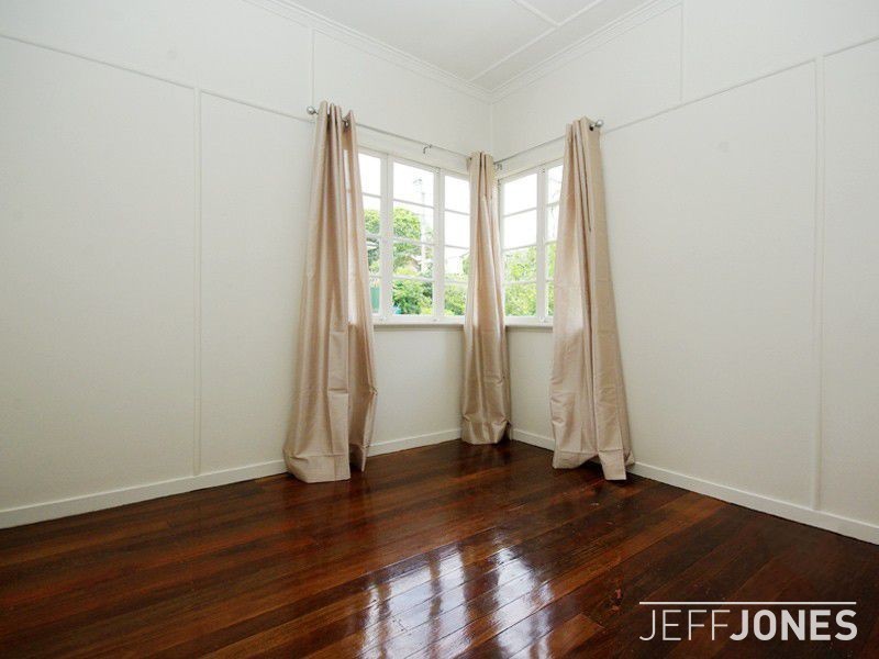 26 Frederick Street, Annerley QLD 4103