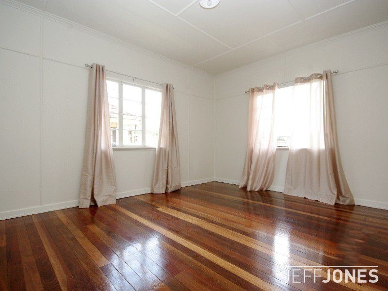 26 Frederick Street, Annerley QLD 4103