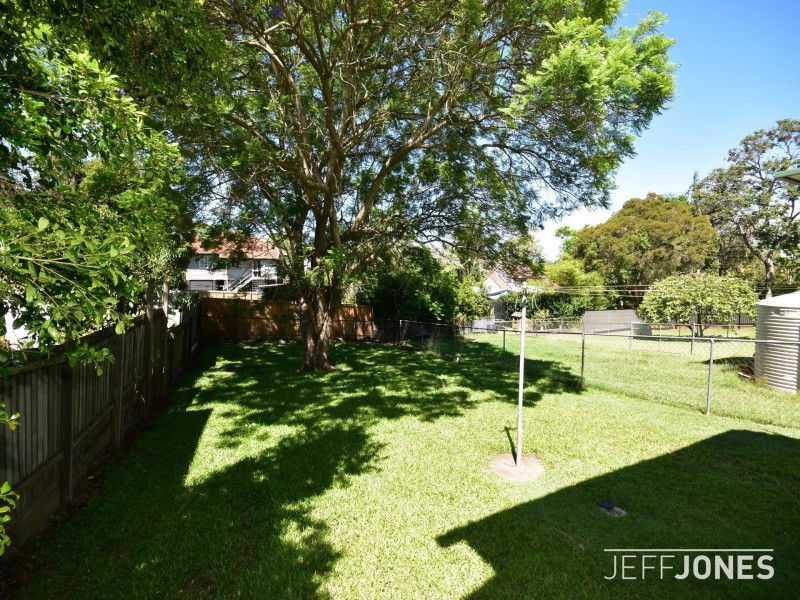 14 Corn Street, Holland Park West QLD 4121