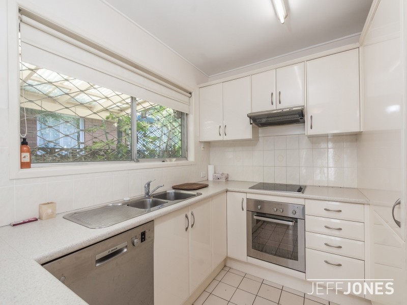 16 Cougar Street, Indooroopilly QLD 4068